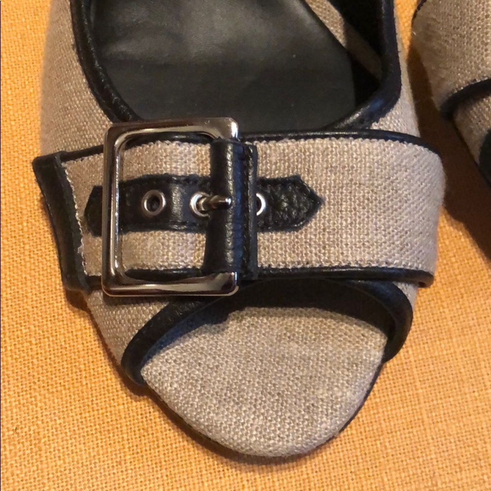 Never worn Banana Republic Canvas Tweed Heels - Picture 5 of 11